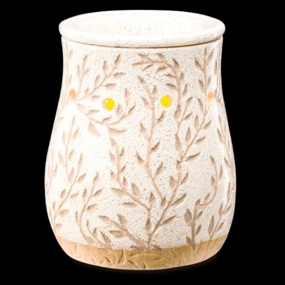 NIB Scentsy Candle Warmer Wax Warmer- Stone Leaf